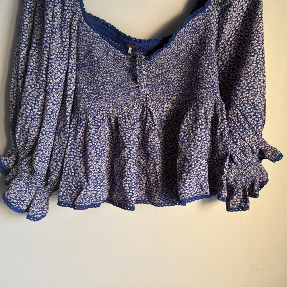 Free People Britnee Floral Cropped Peplum Smocked Puff Sleeve Top Large - Picture 8 of 10